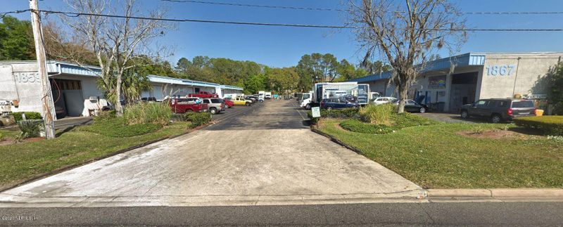 1879 Caravan Trl, Jacksonville, FL 32216