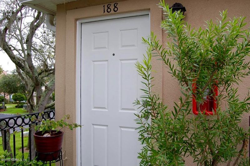 188 Jardin De Mer Pl E, Jacksonville Beach, FL 32250