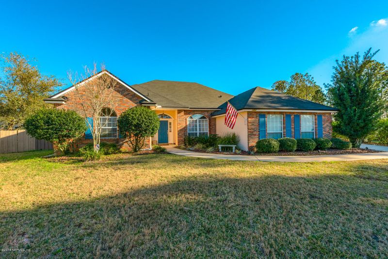 1883 Woodriver Dr, Jacksonville, FL 32246