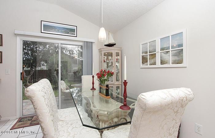 1887 Lake Forest Ln, Fleming Island, FL 32003