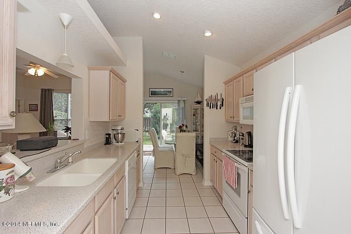 1887 Lake Forest Ln, Fleming Island, FL 32003