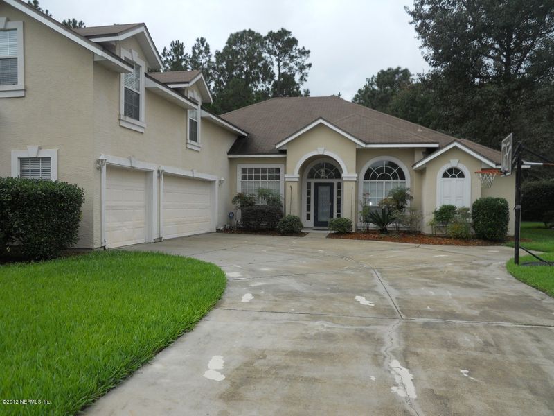 189 Strawberry Ln, St Johns, FL 32259