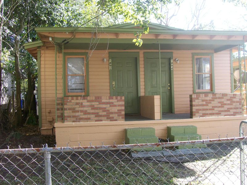 1896 3rd St W, Jacksonville, FL 32209