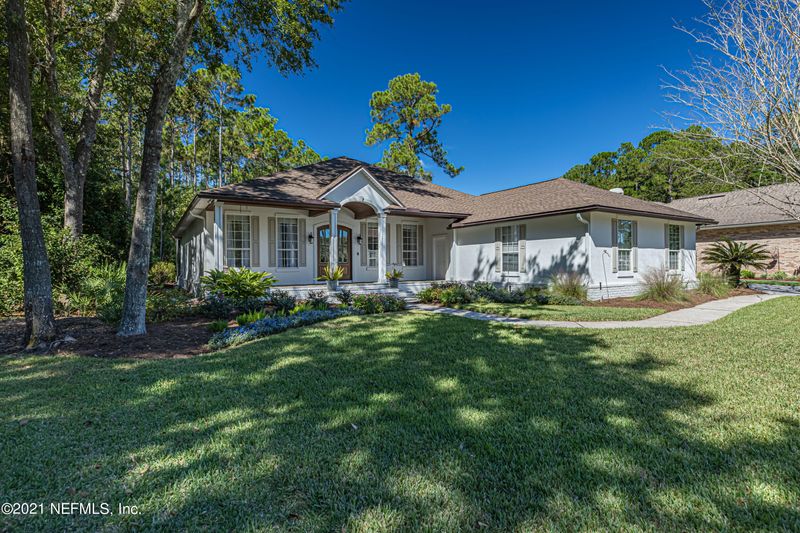 1896 Commodore Point Dr, Fleming Island, FL 32003