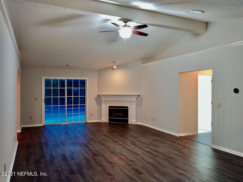 1899 Suwannee River Dr, Fleming Island, FL 32003