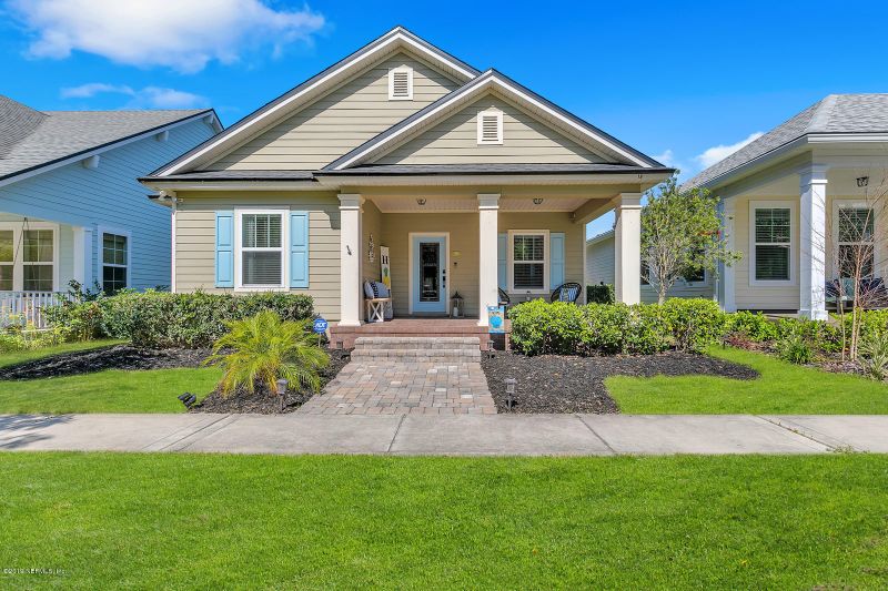 19 Mascotte Pl, St Johns, FL 32259