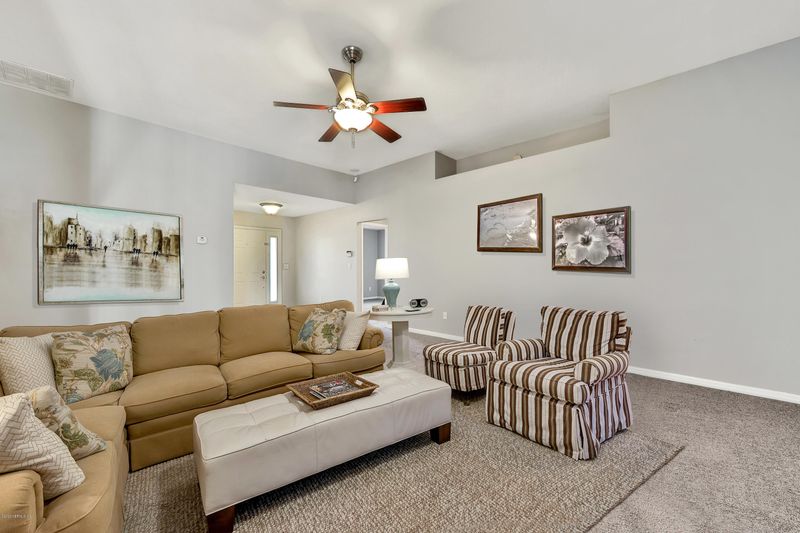1903 Sutton Lakes Blvd, Jacksonville, FL 32246