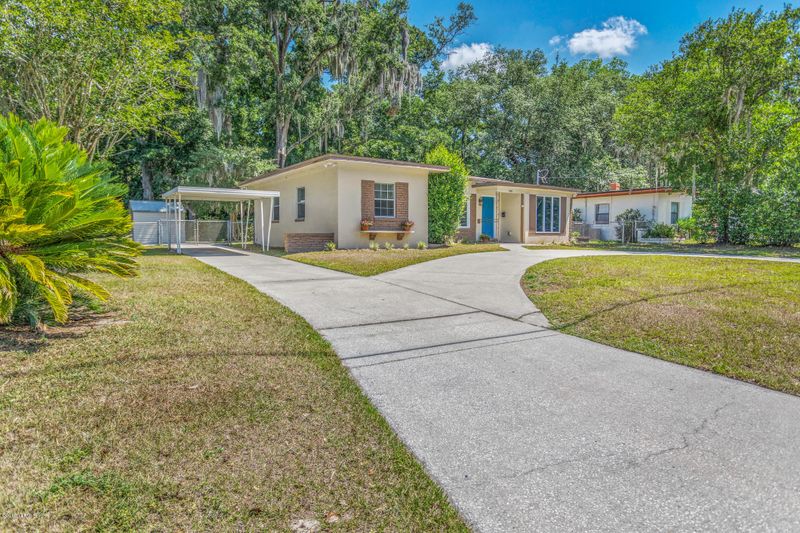 1905 Stanford Rd, Jacksonville, FL 32207