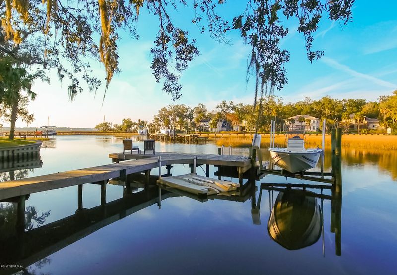 1908 Nightfall Dr, Neptune Beach, FL 32266