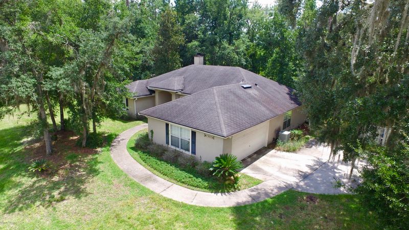 1908 Village Glen Dr, St Johns, FL 32259
