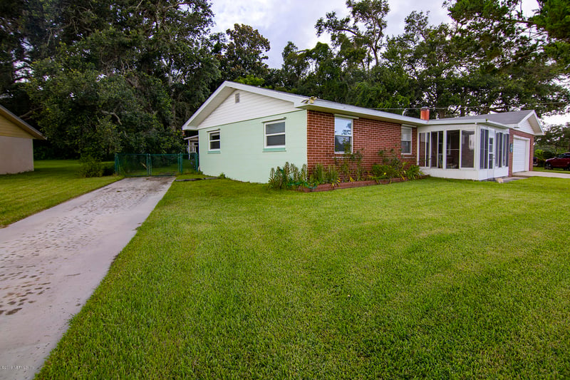 1910 Shore Dr, St Augustine South, FL 32086