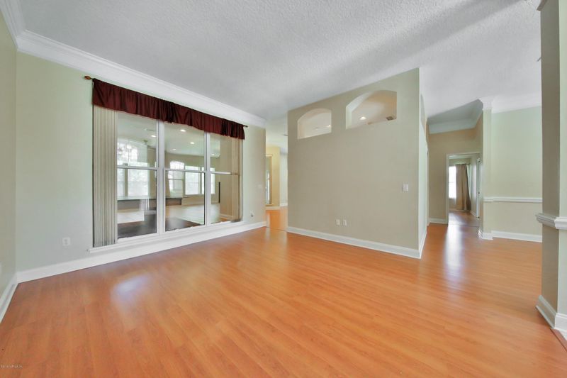 1911 Woodlake Dr, Fleming Island, FL 32003