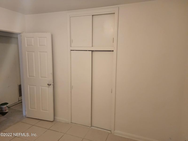 1914 Rogero Rd, Jacksonville, FL 32211