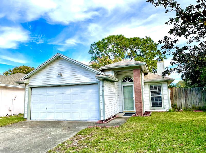 1915 Ashmore Green Dr, Jacksonville, FL 32246