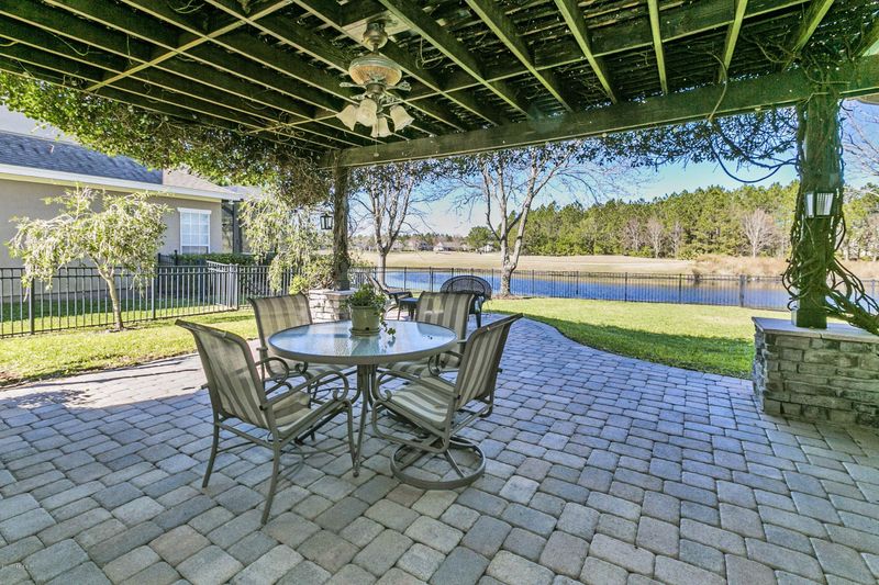 1916 Glenfield Crossing Ct, St Augustine, FL 32092