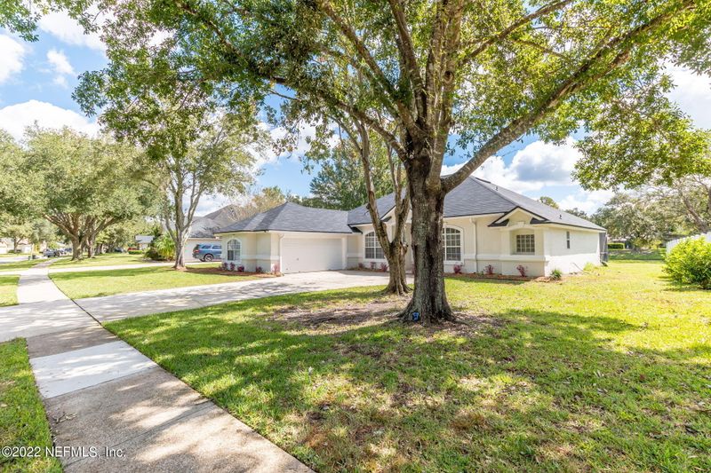 192 Ivy Lakes Dr, St Johns, FL 32259