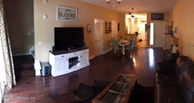 192 Leese Dr, St Johns, FL 32259