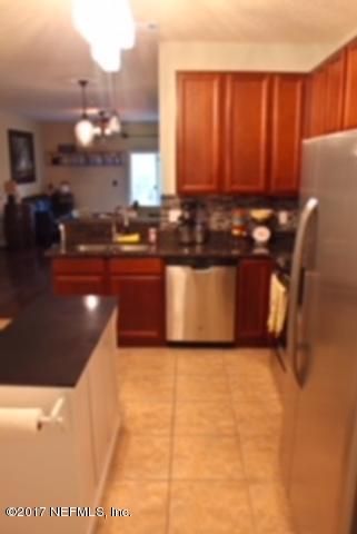 192 Leese Dr, St Johns, FL 32259