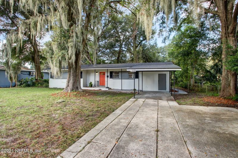 1928 Cesery Blvd, Jacksonville, FL 32211
