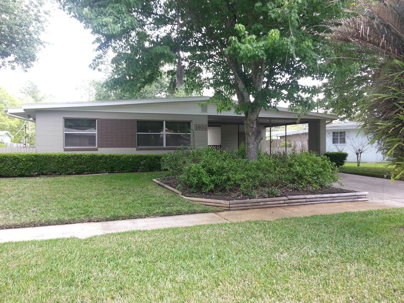 1931 Valens Dr E, Jacksonville, FL 32216