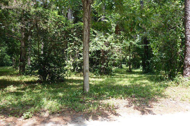 1935 Valencia, Jacksonville, FL 32207