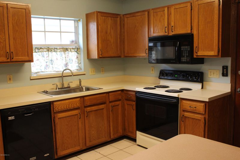 1939 Calusa Trl, Middleburg, FL 32068