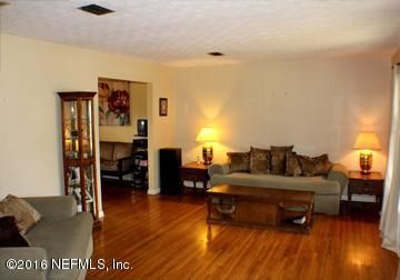 1942 Starwan Rd E, Jacksonville, FL 32211