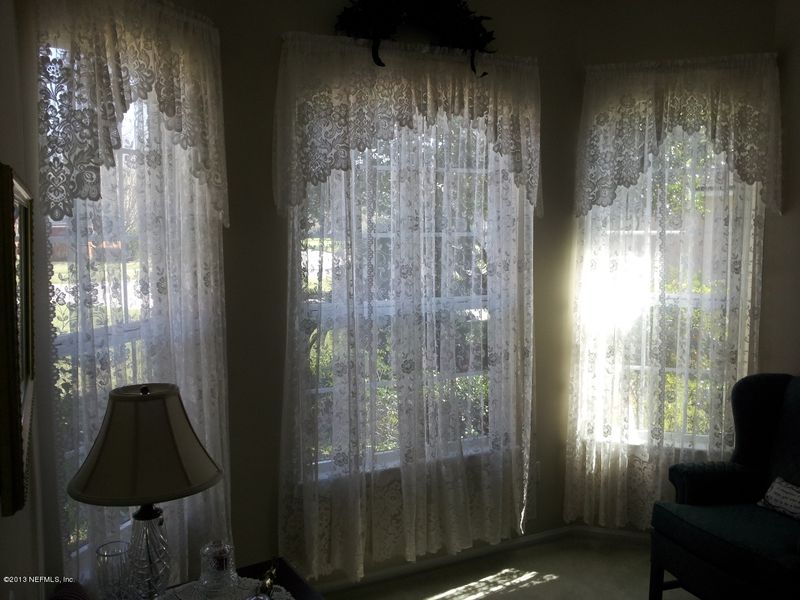 1944 Captiva Dr, Middleburg, FL 32068