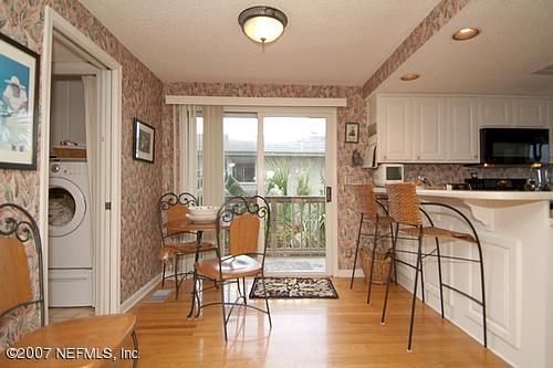 1946 Beach Ave, Atlantic Beach, FL 32233