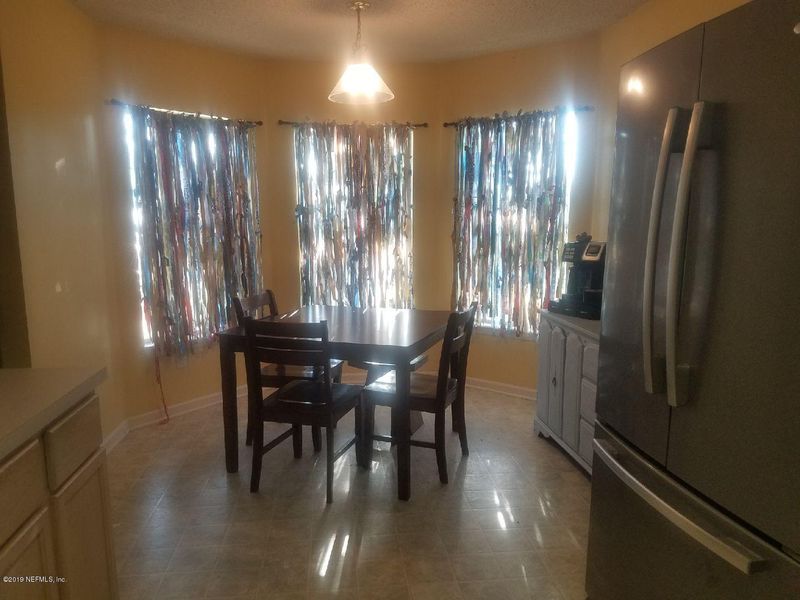 1951 Hunters Trace Cir, Middleburg, FL 32068
