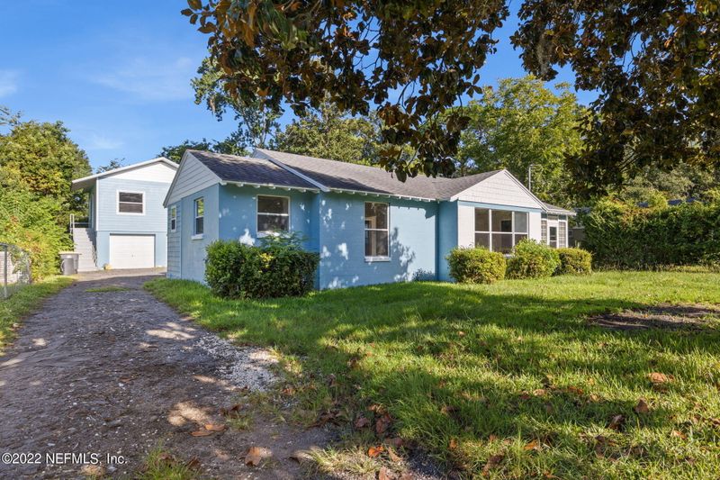 1954 Burkholder Cir, Jacksonville, FL 32216