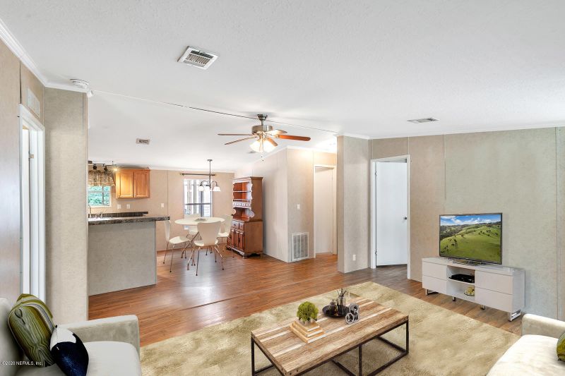 1956 Burkholder Cir W, Jacksonville, FL 32216