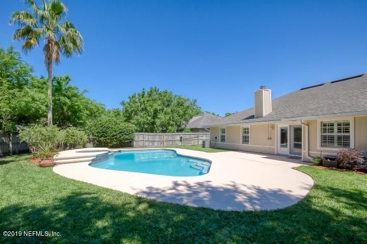 1957 Cedar River Ct, Fleming Island, FL 32003