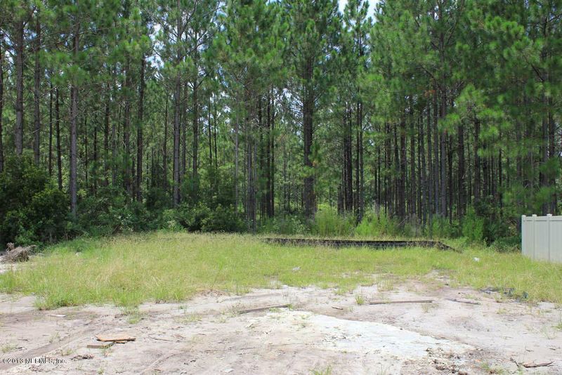 1958 Bridgewood Dr, Orange Park, FL 32065