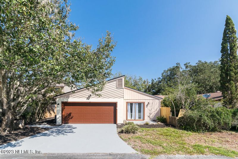1960 Oak Twist Ct, Orange Park, FL 32073