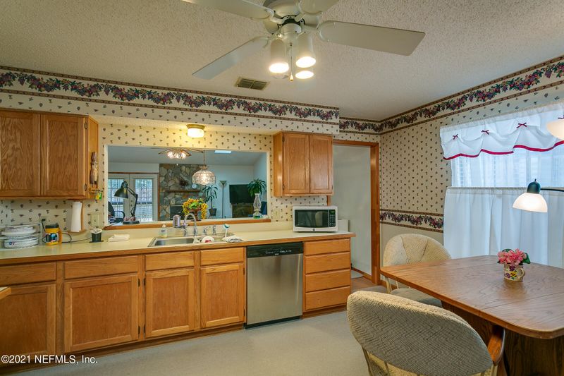 1965 Birch Rn W, Orange Park, FL 32073