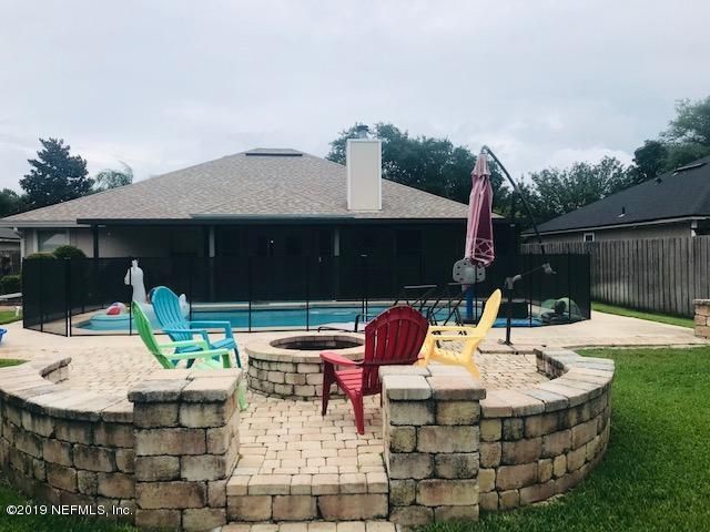 197 N Lake Cunningham Ave, St Johns, FL 32259