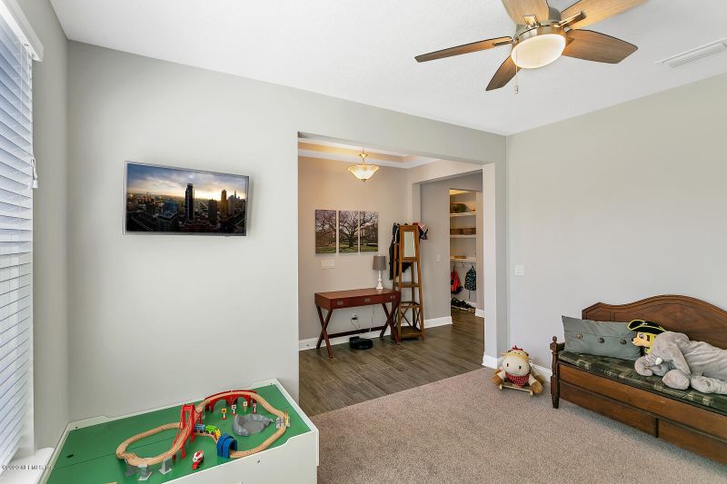 198 Ashlar Dr, St Johns, FL 32259