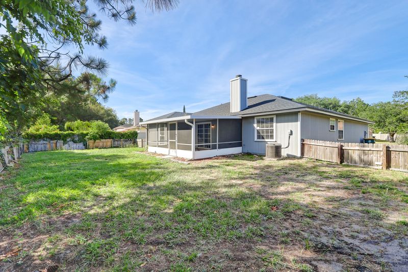1982 Hovington Cir E, Jacksonville, FL 32246