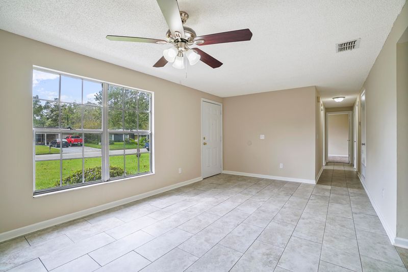 200 Evergreen Ln, Middleburg, FL 32068