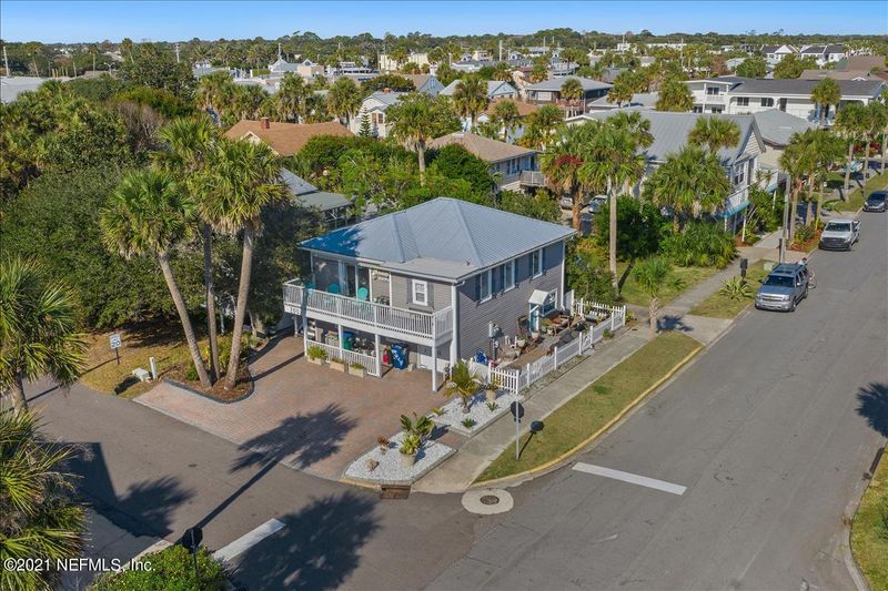 200 Walnut St, Neptune Beach, FL 32266
