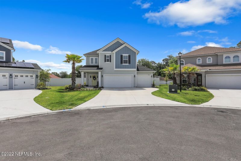 2001 Hawkeye Pl, Fleming Island, FL 32003