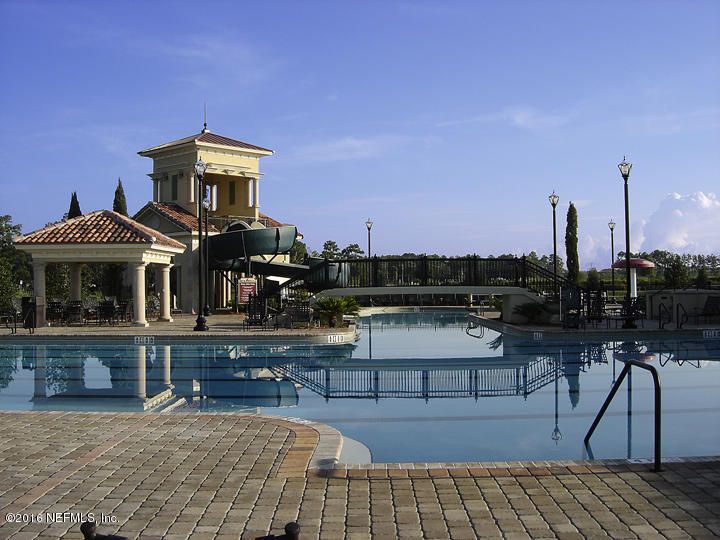 2001 N Sorrento Hills Rd, St Augustine, FL 32092