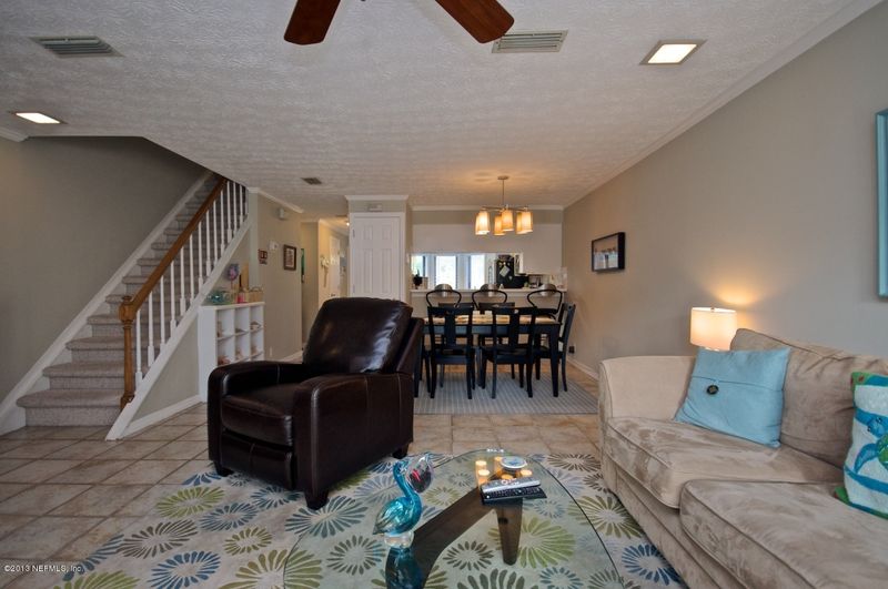 2005 Seminole Rd #2005, Atlantic Beach, FL 32233