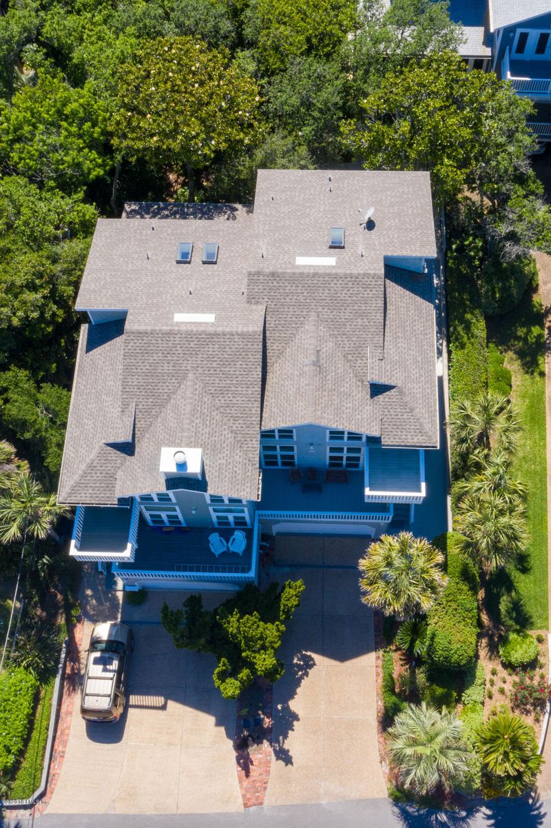 2006 Beach Ave, Atlantic Beach, FL 32233