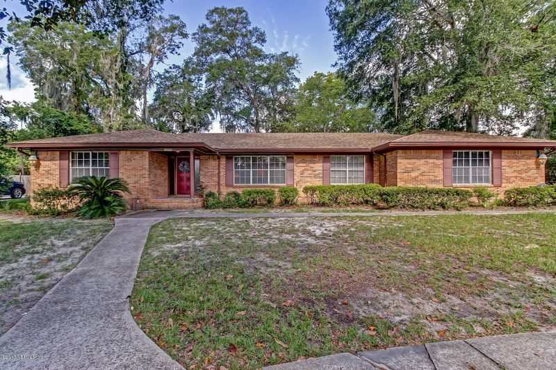 2008 Foxwood Dr, Orange Park, FL 32073