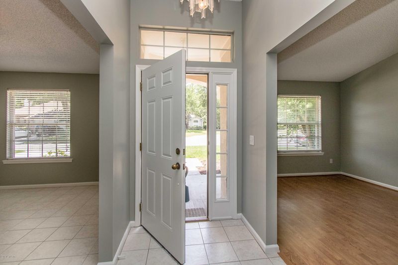 2009 Water Crest Dr, Orange Park, FL 32003
