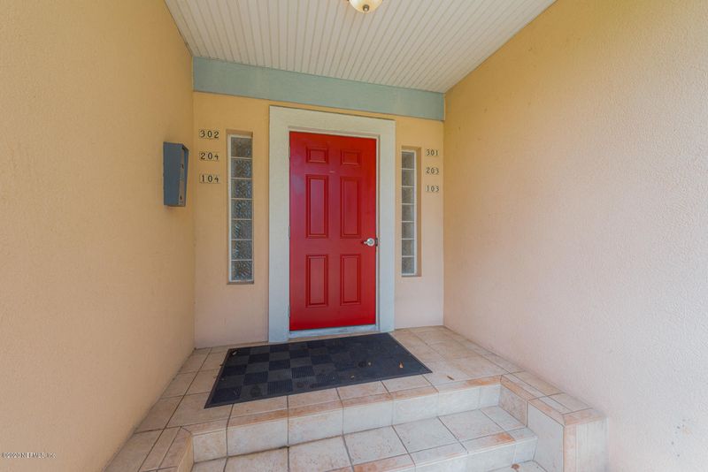 201 10th Ave N #203N, Jacksonville Beach, FL 32250