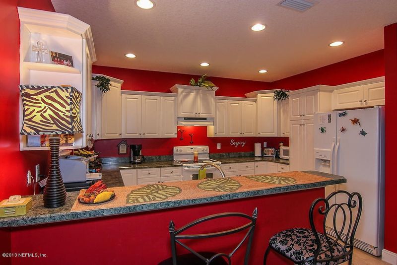 201 11th St, St Augustine, FL 32080