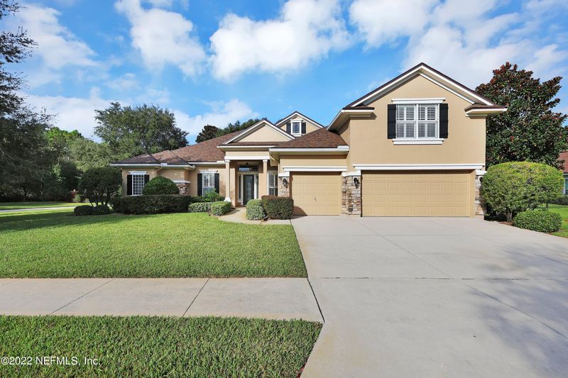 201 Holland Dr, St Augustine, FL 32095